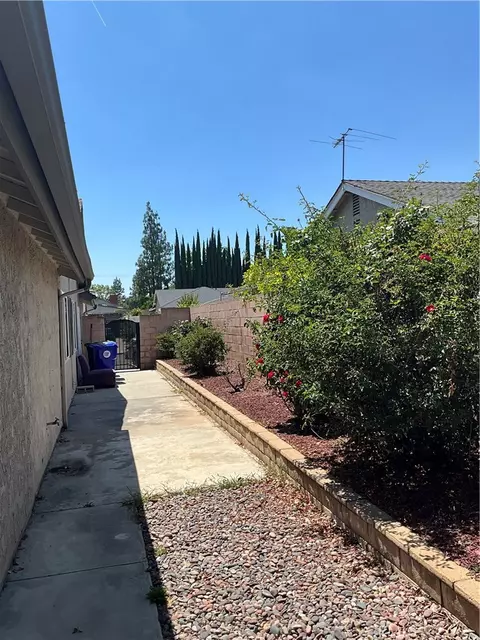 Exterior - 7941 Perlite Ave, Rancho Cucamonga, CA 91730 photo 14 of 19