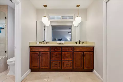 Bath - 1016 La Feliz, Redlands, CA 92373 photo 2 of 4