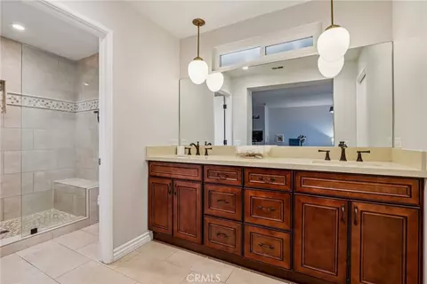 Bath - 1016 La Feliz, Redlands, CA 92373 photo 3 of 4