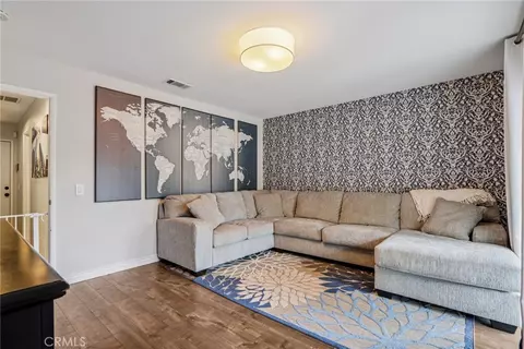 Living - 1016 La Feliz, Redlands, CA 92373 photo 2 of 2