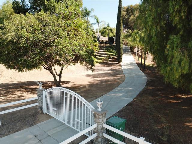 17371 Mockingbird Cyn, Riverside, CA 92504