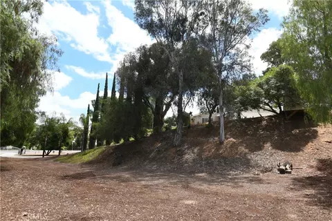 Exterior - 17371 Mockingbird Cyn, Riverside, CA 92504 photo 10 of 12