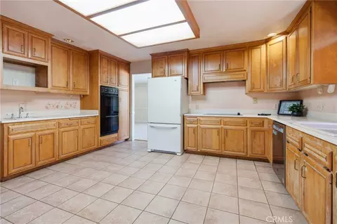Kitchen - 3318 Celeste, Riverside, CA 92507 photo 2 of 3