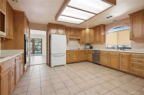 Kitchen - 3318 Celeste, Riverside, CA 92507 photo 3 of 3