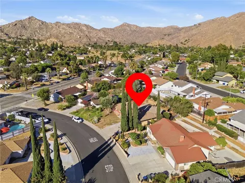View/Area - 3318 Celeste, Riverside, CA 92507 photo 2 of 3