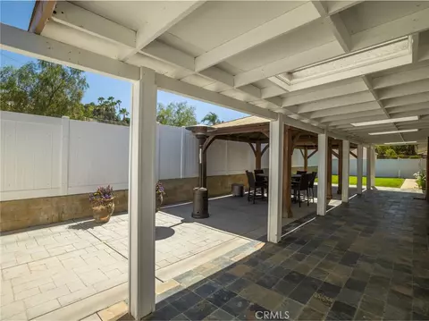 Exterior - 15510 Surrey Ct, Riverside, CA 92506 photo 15 of 22