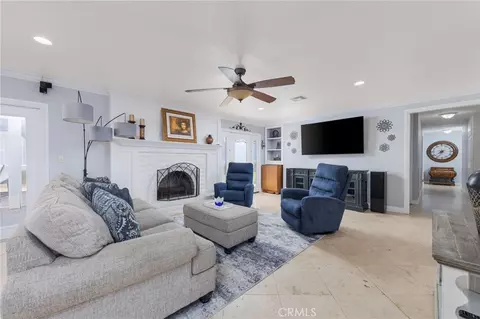 Living - 15510 Surrey Ct, Riverside, CA 92506 photo 2 of 7