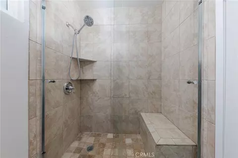 Bath - 15510 Surrey Ct, Riverside, CA 92506 photo 6 of 6