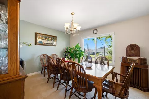 Dining - 8424 Pumalo St, Rancho Cucamonga, CA 91701 photo 2 of 3