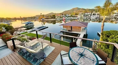 30374 Point Marina Dr, Canyon Lake, CA 92587