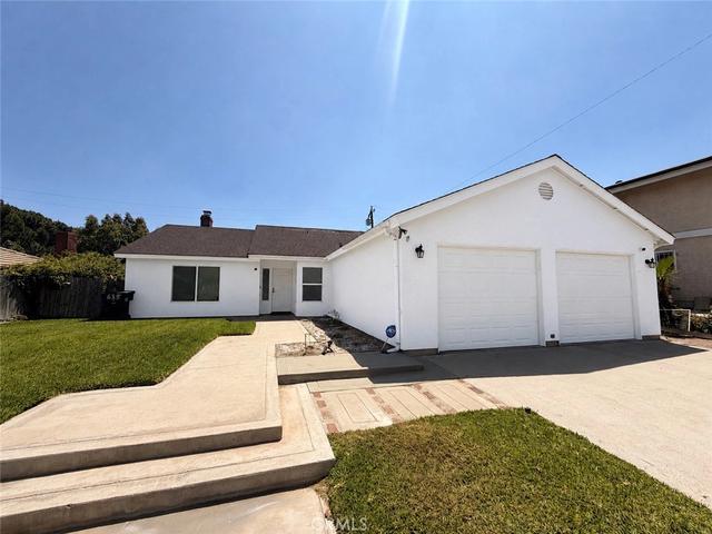 635 W Dover Dr W, San Bernardino, CA 92407