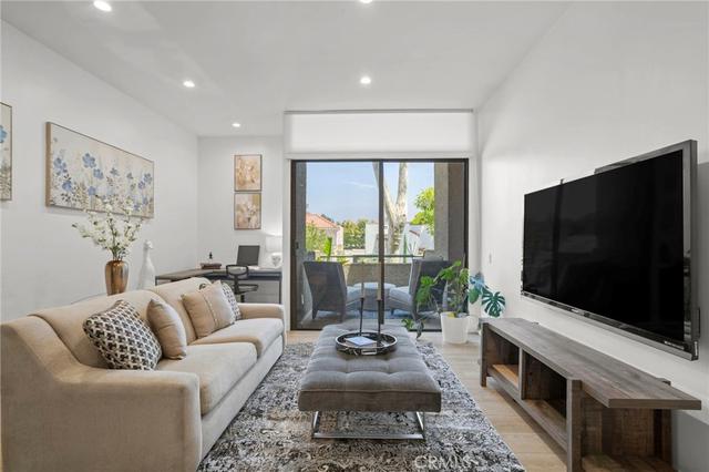 484 E California #8, Pasadena, CA 91106