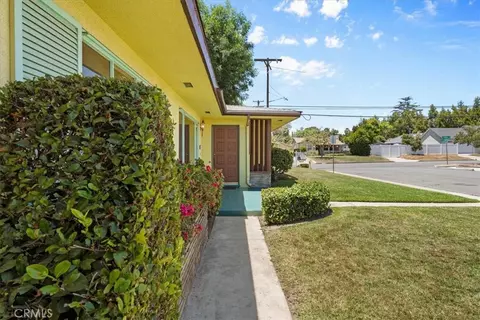 Exterior - 306 E Hawthorne, Ontario, CA 91764 photo 1 of 8