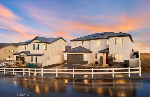3993 Hudson Ln, Lake Elsinore, CA 92530