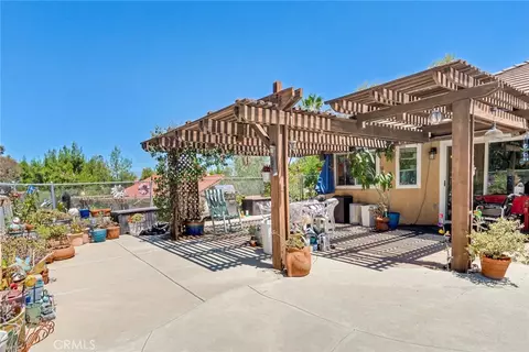 Exterior - 18563 Chickory, Riverside, CA 92504 photo 3 of 10