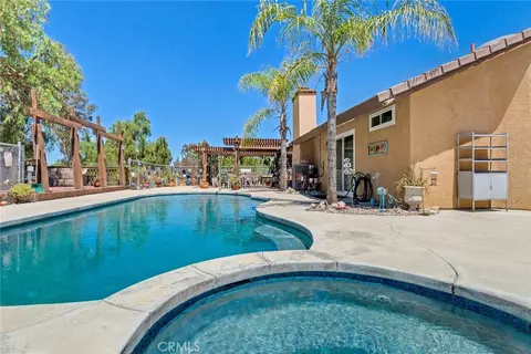 Exterior - 18563 Chickory, Riverside, CA 92504 photo 6 of 10