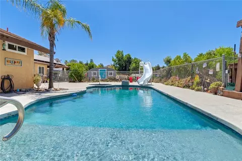 Exterior - 18563 Chickory, Riverside, CA 92504 photo 7 of 10