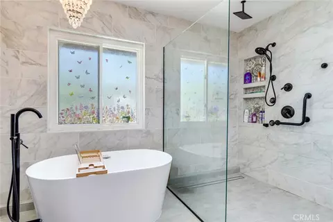 Bath - 18563 Chickory, Riverside, CA 92504 photo 3 of 3