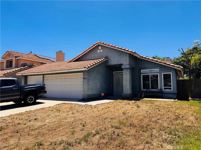 1899 Harbor Dr, Hemet, CA 92545