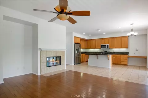 Living - 24 Newburn Ct, Beaumont, CA 92223 photo 3 of 3