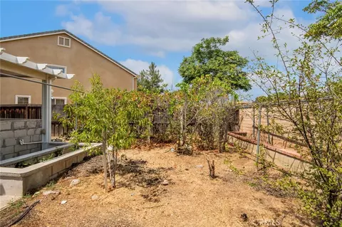Exterior - 24 Newburn Ct, Beaumont, CA 92223 photo 8 of 8