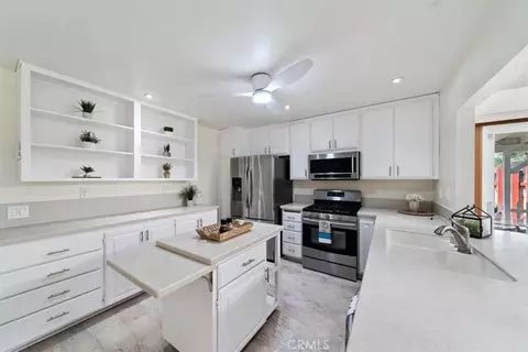 5082 Auburn, San Bernardino, CA 92407