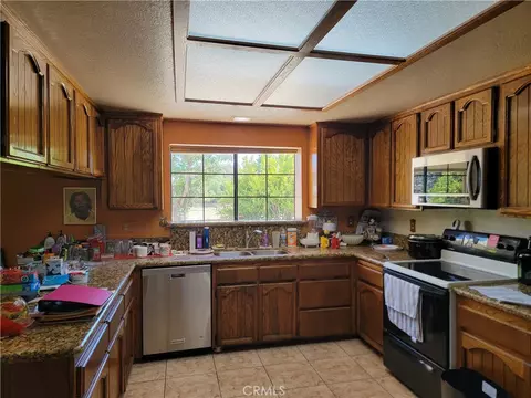 Kitchen - 10170 60th St, Riverside, CA 92509 photo 2 of 2