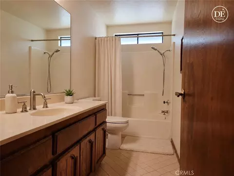 Bath - 10170 60th St, Riverside, CA 92509 photo 1 of 2