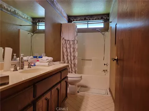 Bath - 10170 60th St, Riverside, CA 92509 photo 2 of 2