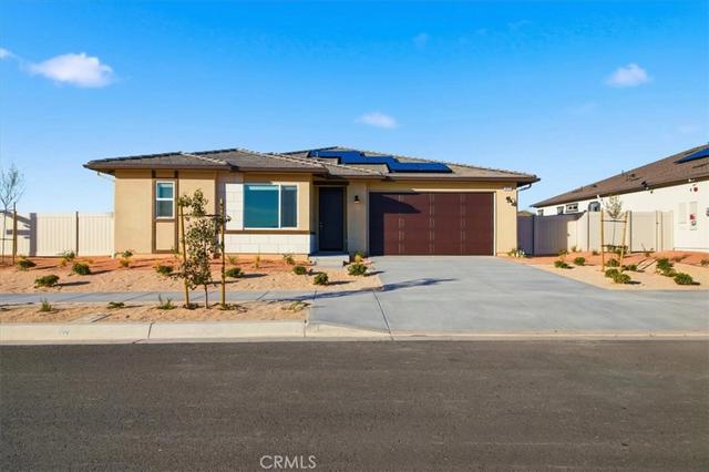 3211 E Avenue J-4, Lancaster, CA 93535