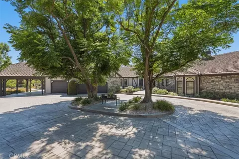Exterior - 2445 Rolling Ridge Rd, Riverside, CA 92506 photo 9 of 21