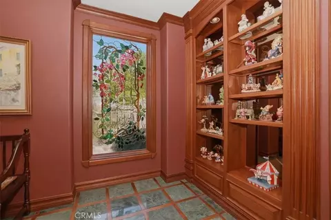 Entry Way - 2445 Rolling Ridge Rd, Riverside, CA 92506 photo 5 of 6
