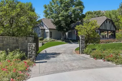 Exterior - 2445 Rolling Ridge Rd, Riverside, CA 92506 photo 3 of 21