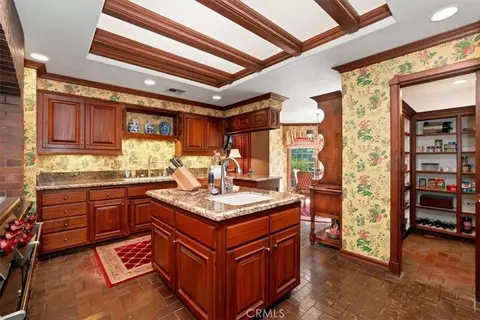 Kitchen - 2445 Rolling Ridge Rd, Riverside, CA 92506 photo 4 of 5