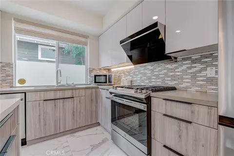 Kitchen - 355 E California #3, Pasadena, CA 91106 photo 3 of 3