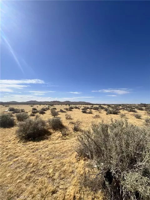 0 Navajo, Apple Valley, CA 92307