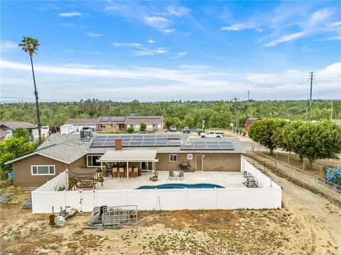 View/Area - 3998 Bluff, Norco, CA 92860 photo 3 of 10