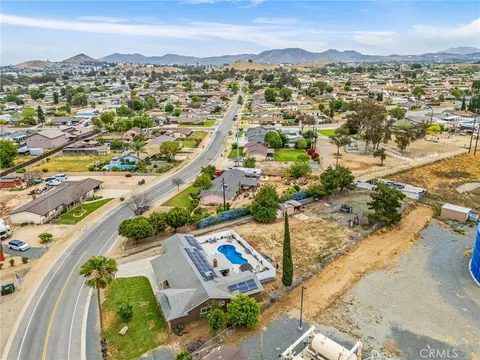 View/Area - 3998 Bluff, Norco, CA 92860 photo 5 of 10