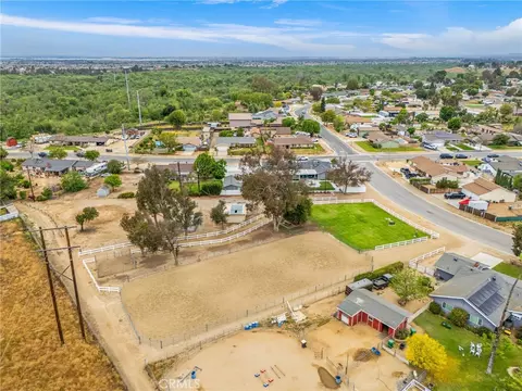 View/Area - 3998 Bluff, Norco, CA 92860 photo 7 of 10