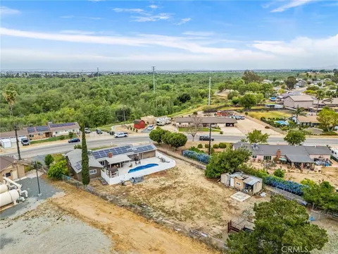 View/Area - 3998 Bluff, Norco, CA 92860 photo 5 of 10