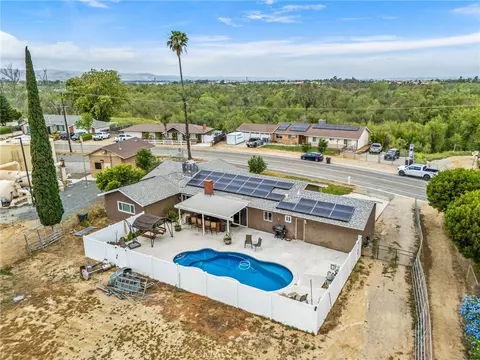 View/Area - 3998 Bluff, Norco, CA 92860 photo 4 of 10