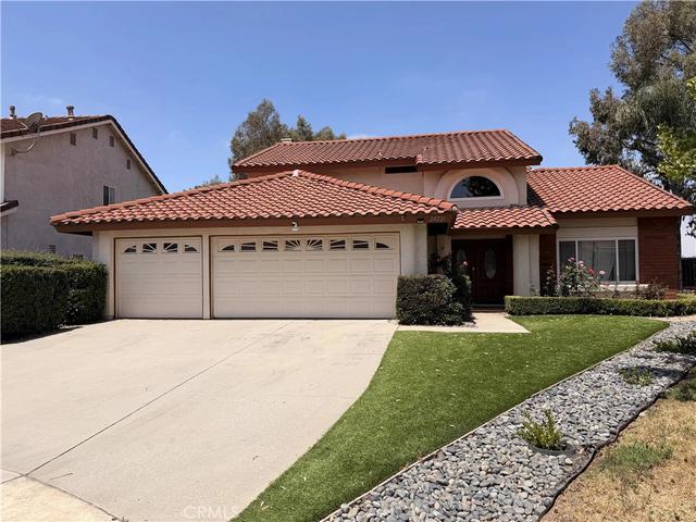 24221 Summit Ridge Cir, Moreno Valley, CA 92557