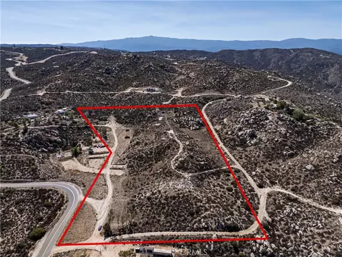 43080 Golden Hills Dr, Aguanga, CA 92536