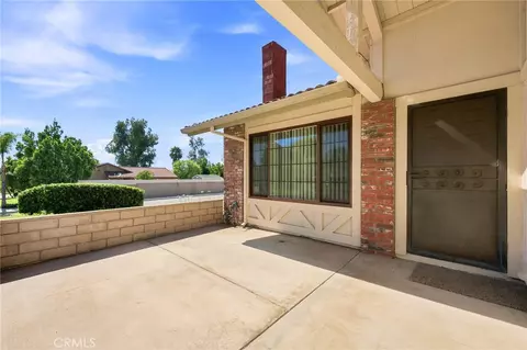 1246 Versailles Cir, Riverside, CA 92506 photo 8