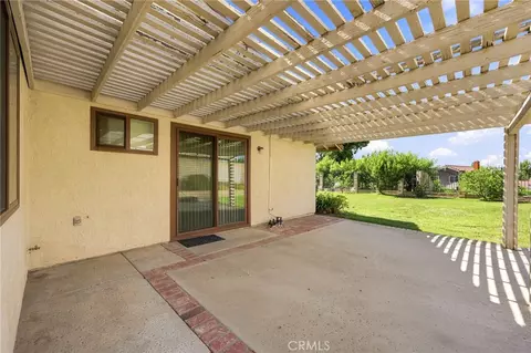 1246 Versailles Cir, Riverside, CA 92506 photo 34