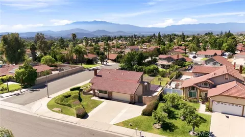 1246 Versailles Cir, Riverside, CA 92506 photo 40