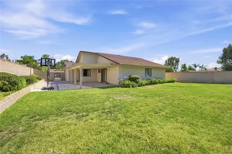 1246 Versailles Cir, Riverside, CA 92506 photo 37