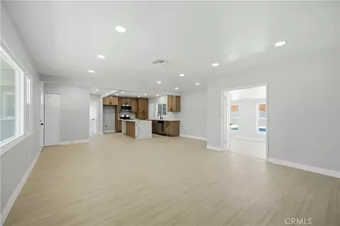 Living - 3682 Mt Vernon, Riverside, CA 92507 photo 4 of 5