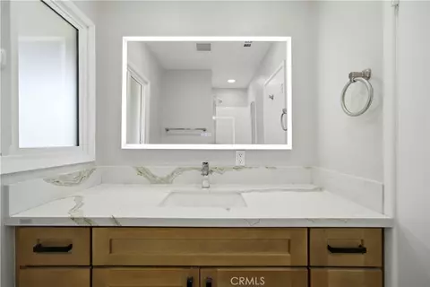 Bath - 3682 Mt Vernon, Riverside, CA 92507 photo 1 of 3