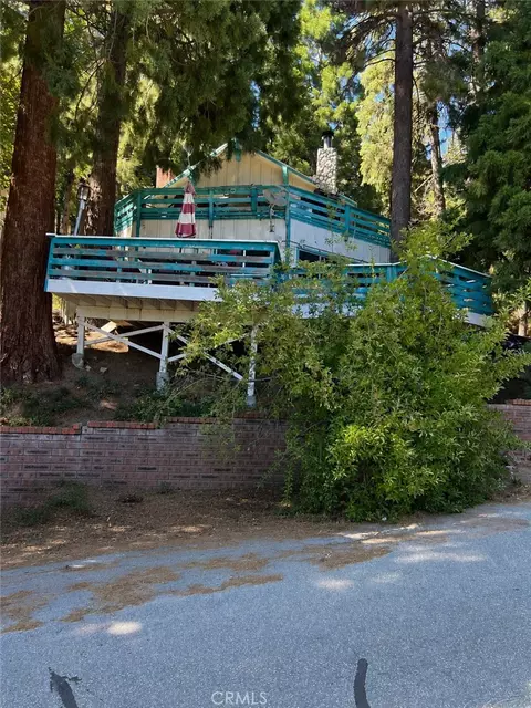 31361 Easy, Running Springs, CA 92382 photo 2